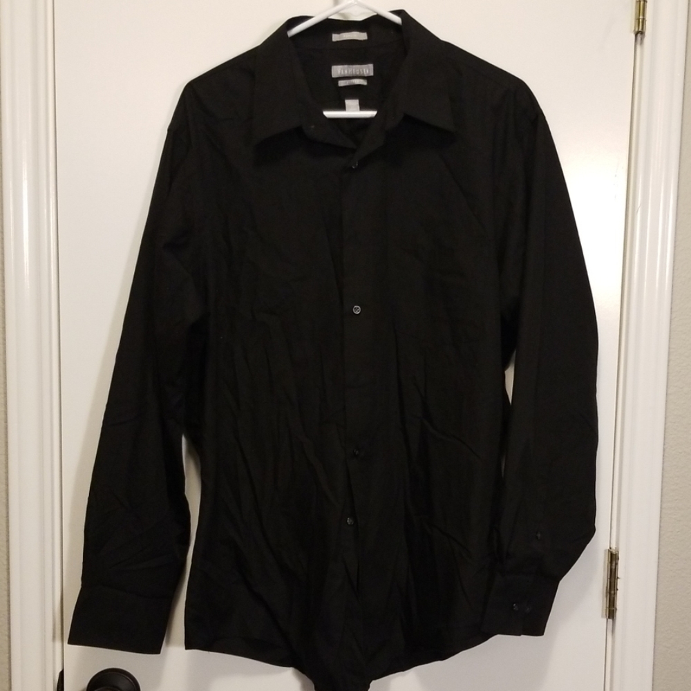 Black button down fitted poplin short